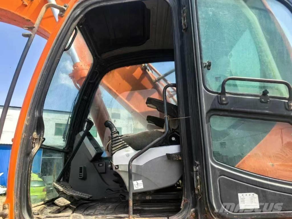 Doosan DX 260 حفارات زحافة