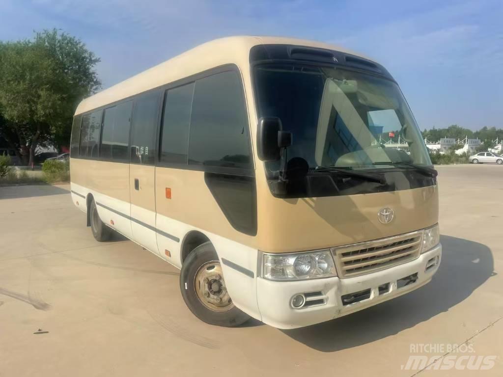 Toyota Coaster حافلة داخل المدينة