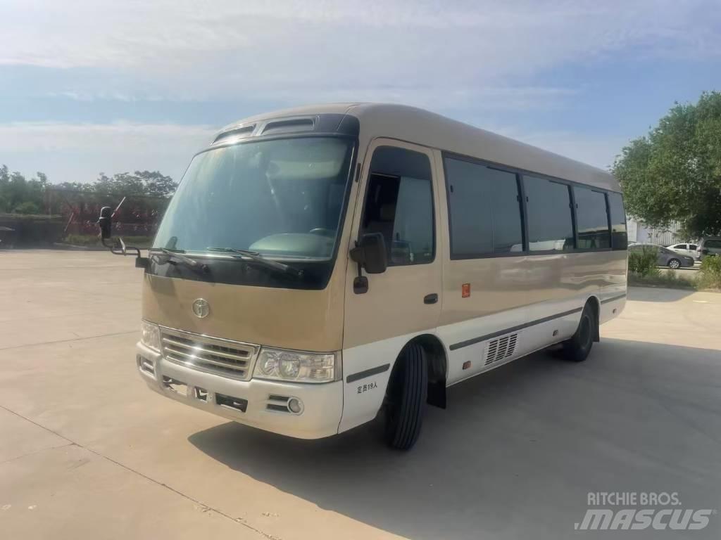 Toyota Coaster حافلة داخل المدينة