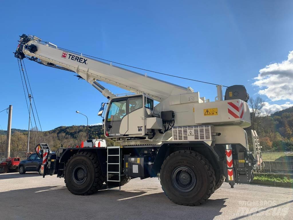 Terex TRT90 رافعات الطرق الوعرة