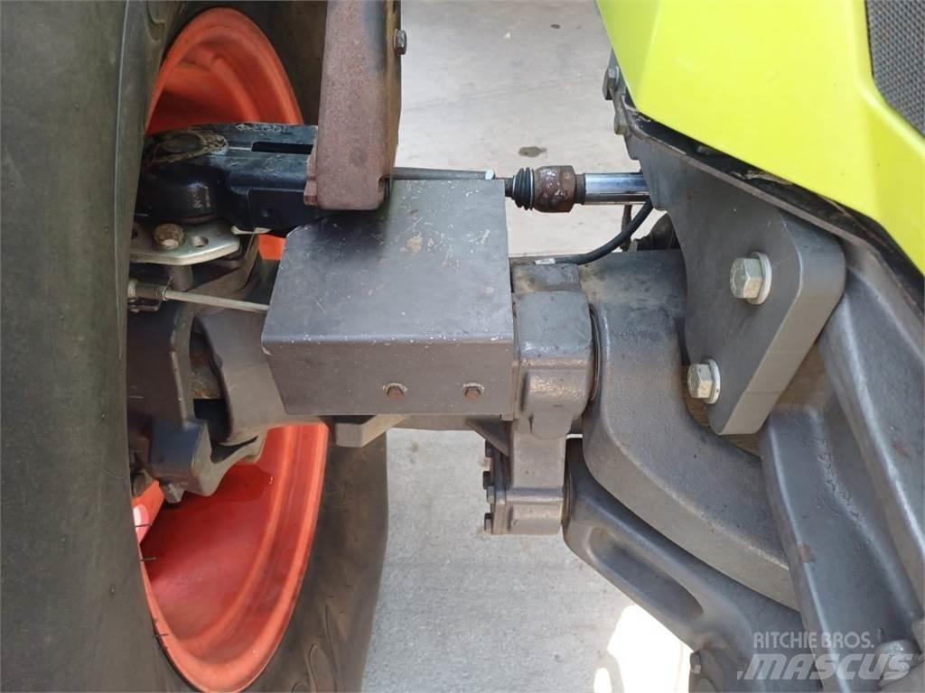 CLAAS Axion 850 الجرارات