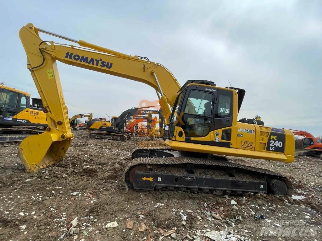 Komatsu PC 240 LC-8 حفارات زحافة