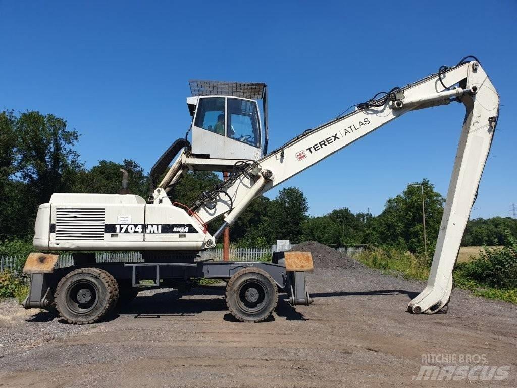 Atlas 1704 M مناولات المخلفات / مناولات صناعية
