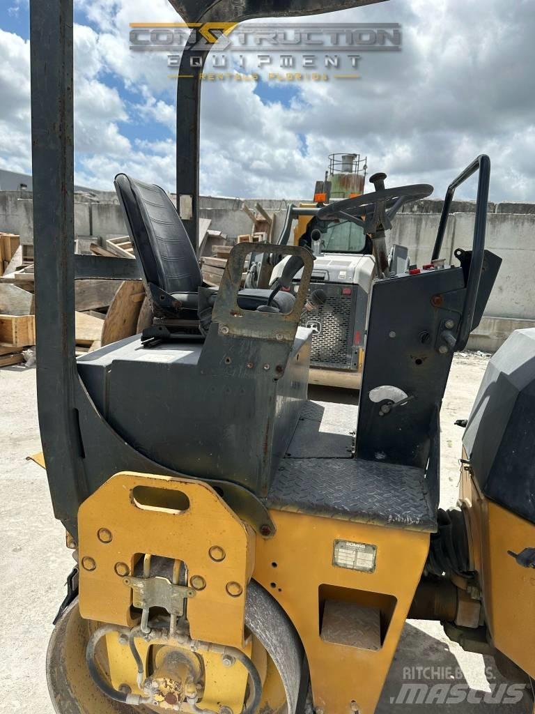 Bomag BW 120 AD-3 مداحل ثنائية الاسطوانة