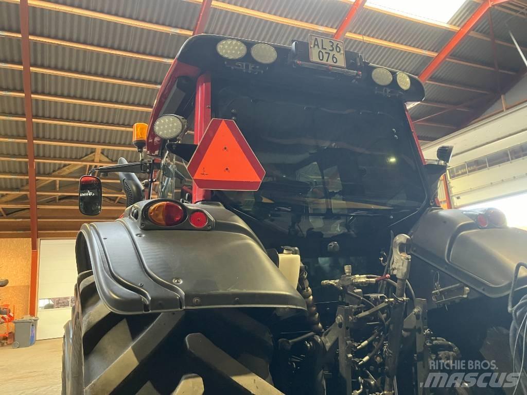 Valtra T 153 HT الجرارات
