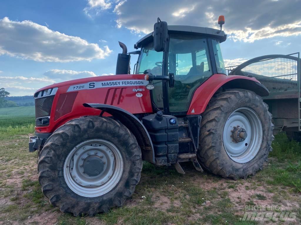 Massey Ferguson 7726 الجرارات