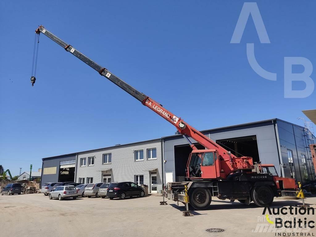Liebherr LTM 1025 رافعات صالحة لكل أنواع الطرق