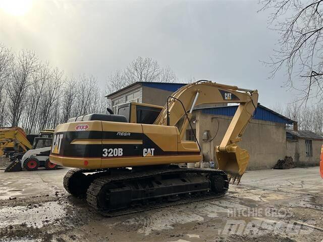 CAT 320B حفارات زحافة