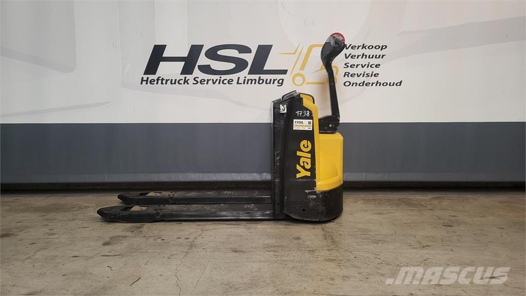 Yale MP16 معدات التكديس الجوالة