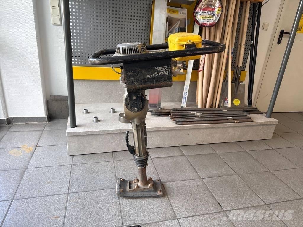 Wacker Neuson BS30 ِدَكات