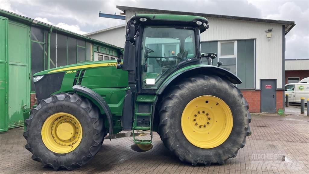 John Deere 7230R الجرارات