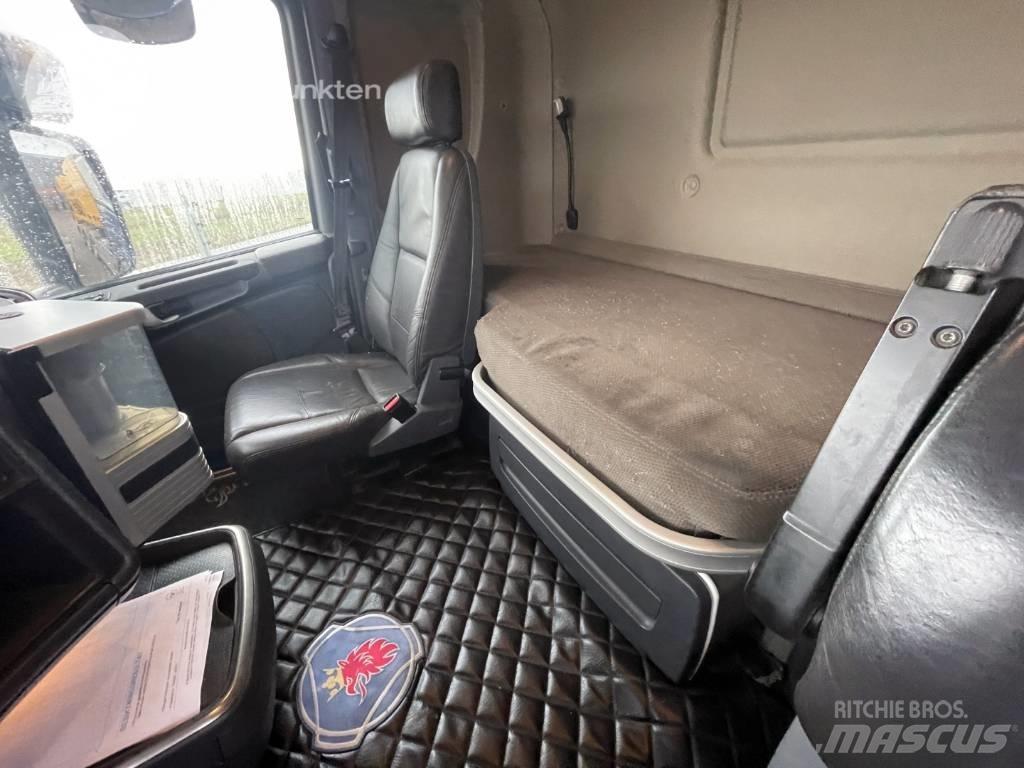 Scania R 560 LB شاحنات الرافعات الخطافية