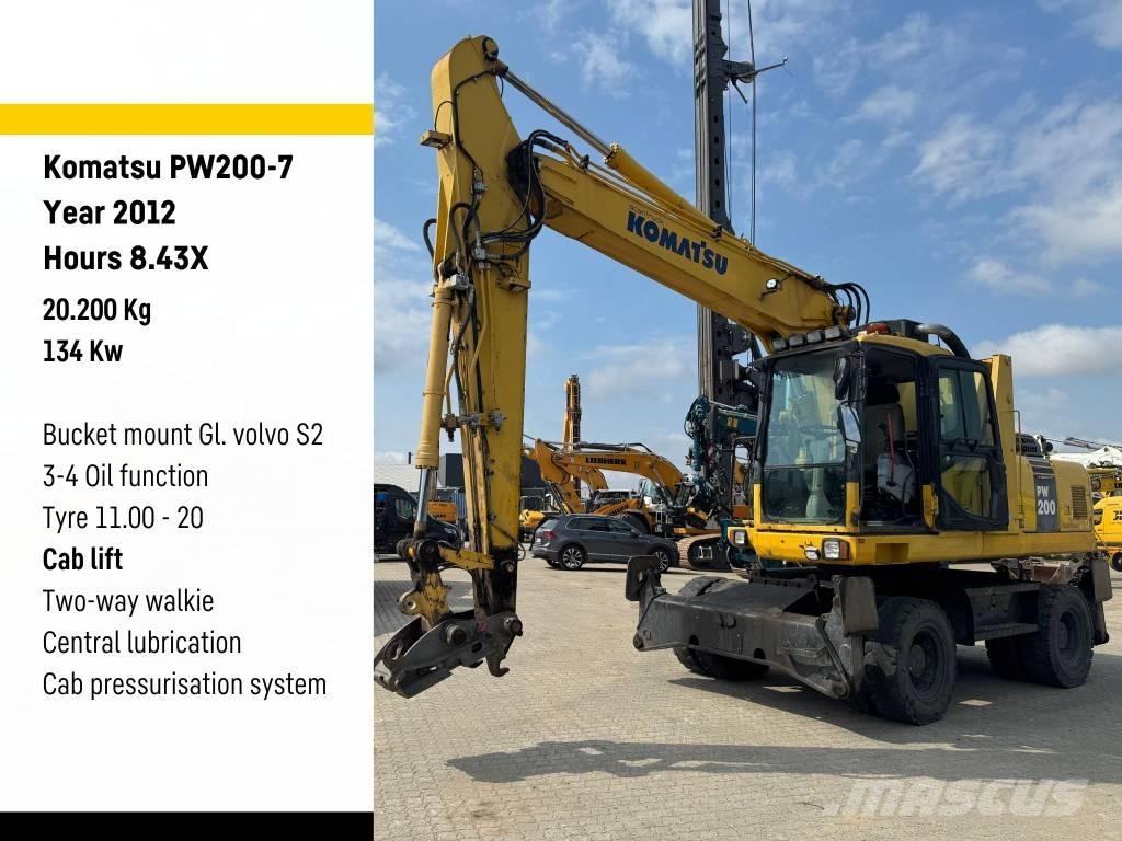 Komatsu PW 200-7 حفارات بعجل