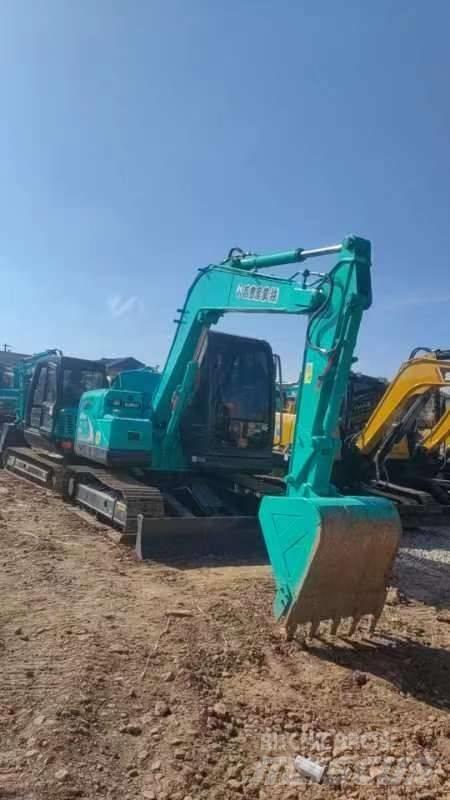 Kobelco SK 75 حفارات زحافة