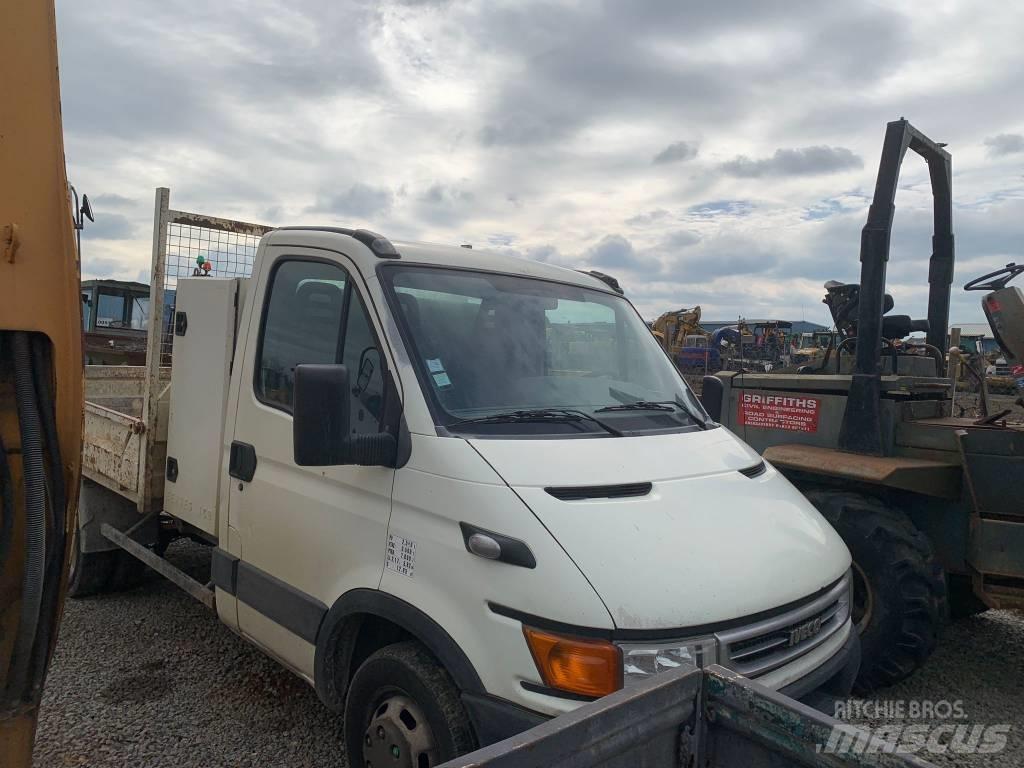 Iveco 35.10 شاحنات قلابة