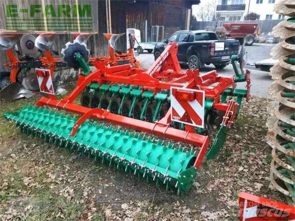 Agro-Masz bt 30 زحافات ساحقة