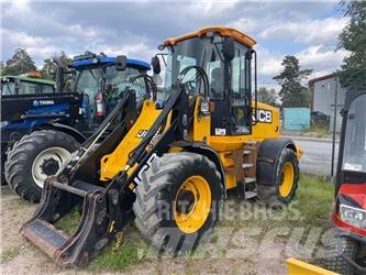 JCB 411 HT 6.400tim لوادر بعجل