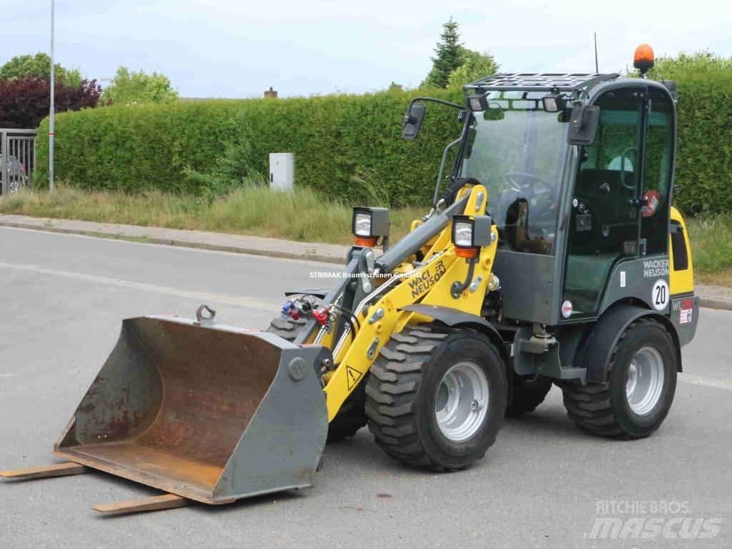 Wacker Neuson WL 25 لوادر بعجل