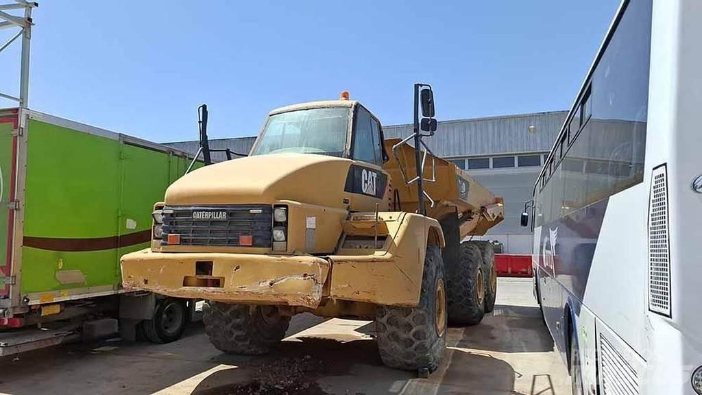 CAT 740 شاحنات أخرى