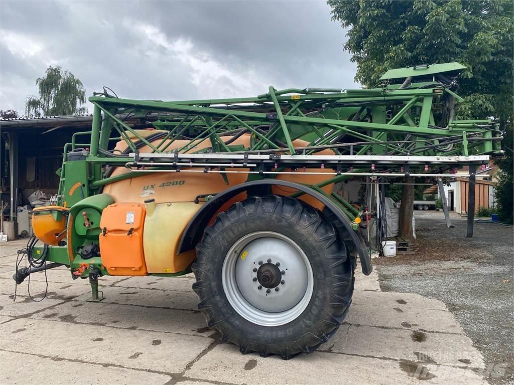 Amazone UX 4200 الرشاشات