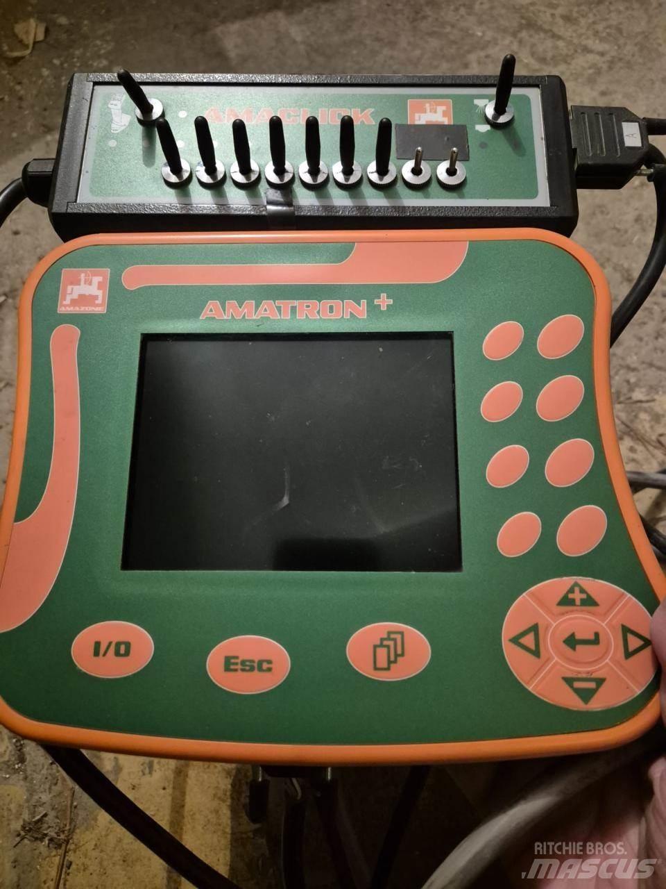 Amazone UX 4200 الرشاشات