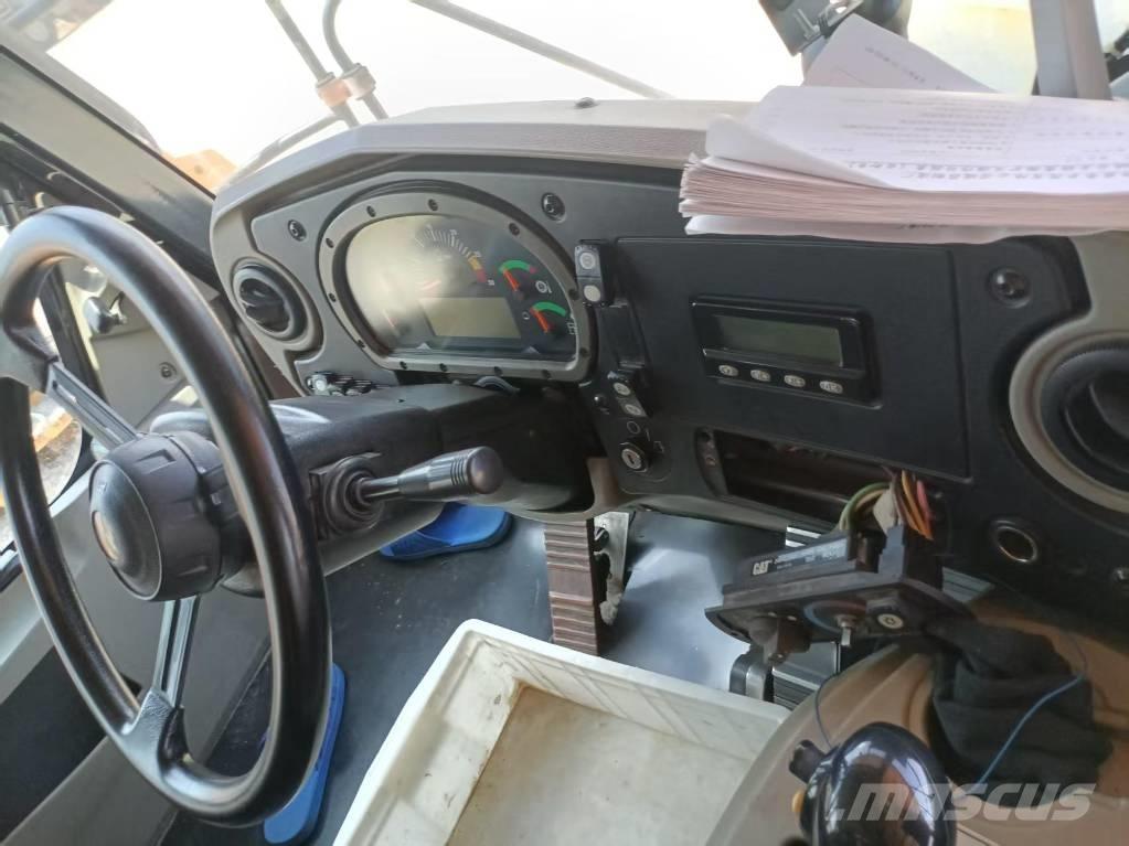 CAT 773 F شاحنات المخلفات الصلبة