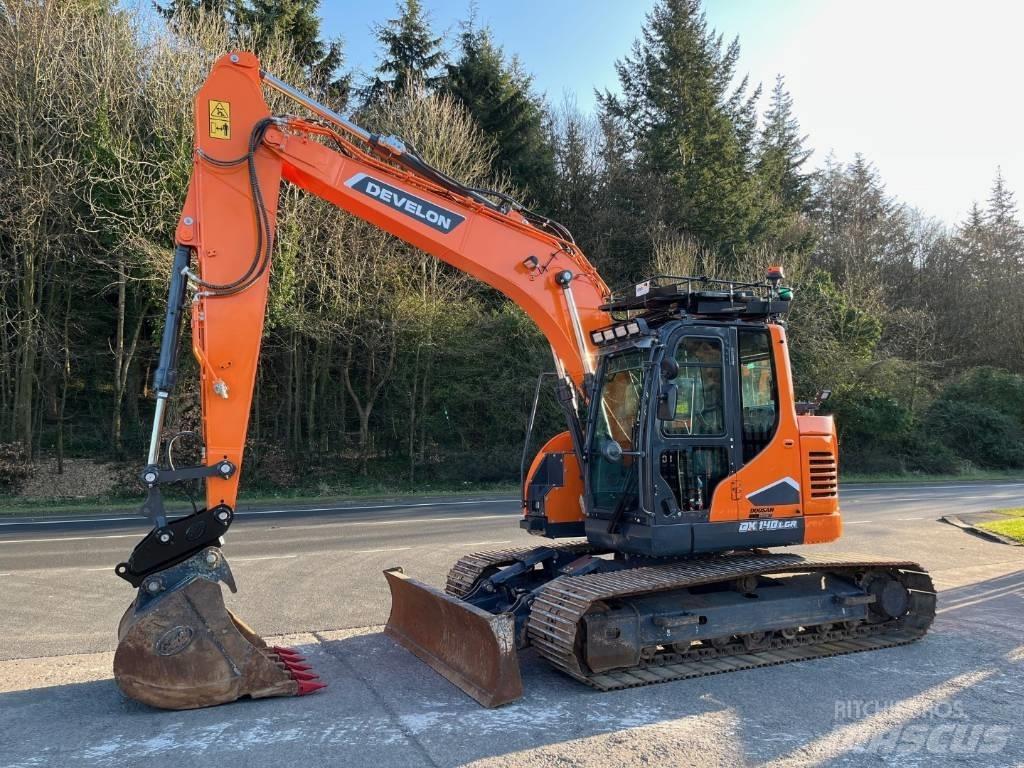 Develon DX140LCR-7 حفارات زحافة