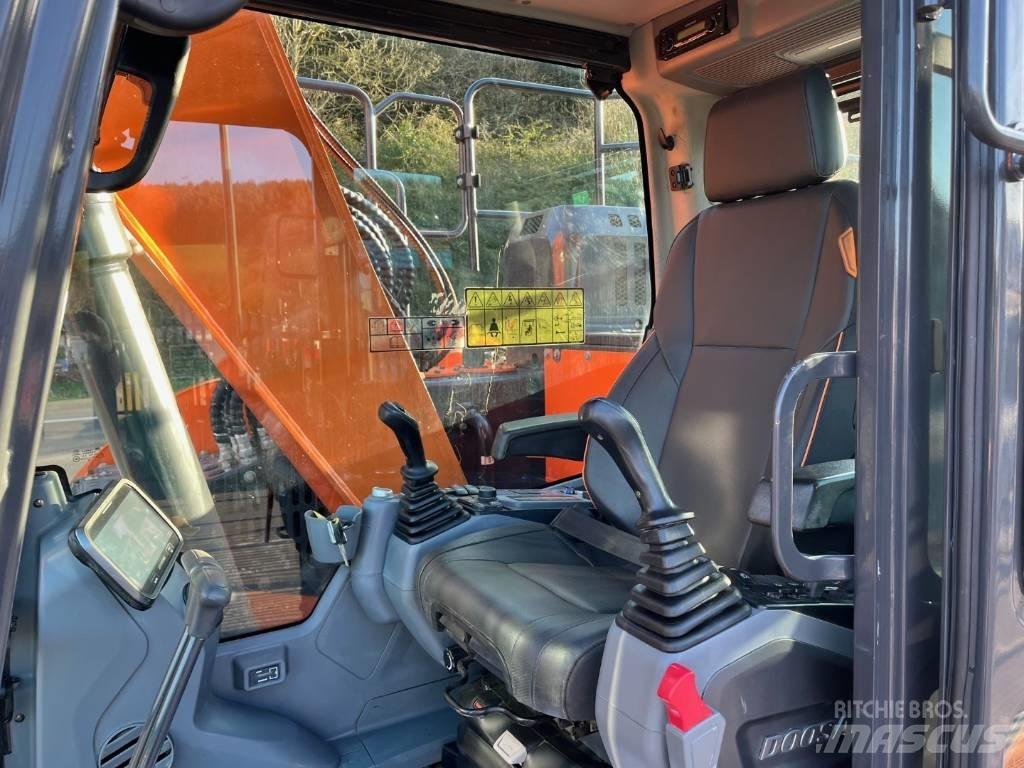 Develon DX140LCR-7 حفارات زحافة
