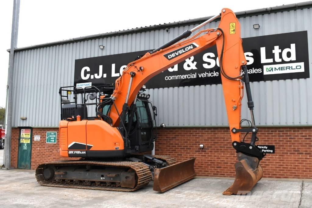 Develon DX140LCR-7 حفارات زحافة