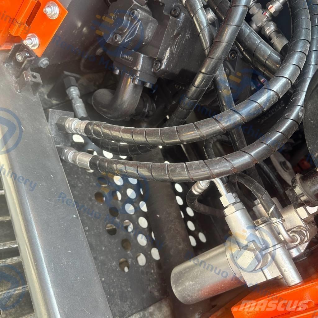 Hitachi ZX70 حفارات زحافة