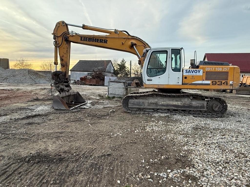 Liebherr R 934 C حفارات زحافة
