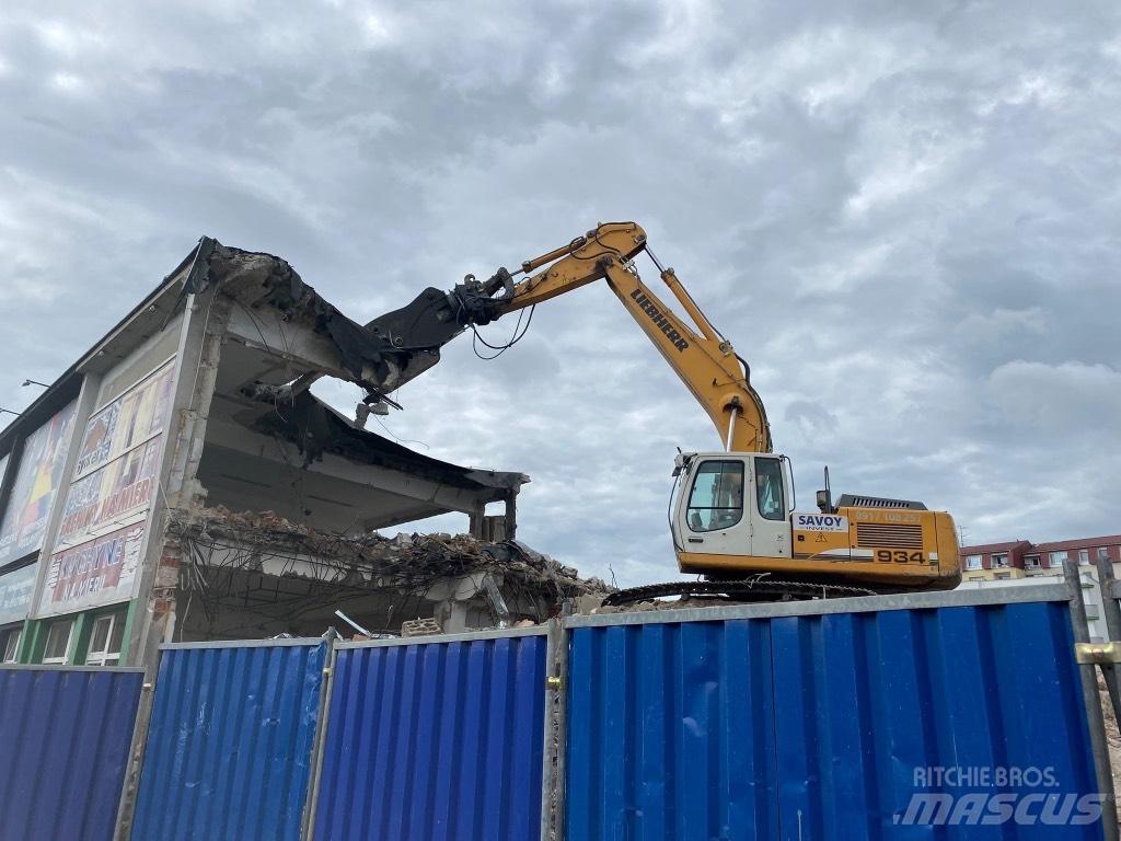 Liebherr R 934 C حفارات زحافة