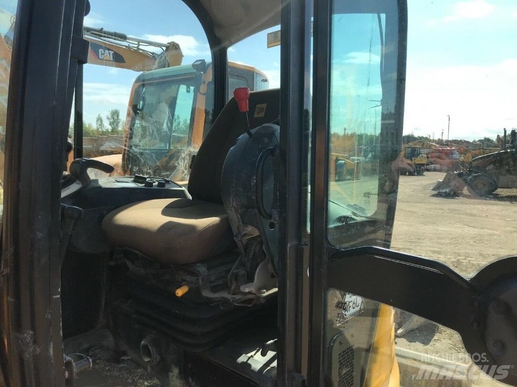 JCB 8050 حفارات صغيرة أقل من 7 طن (حفارات صغيرة)