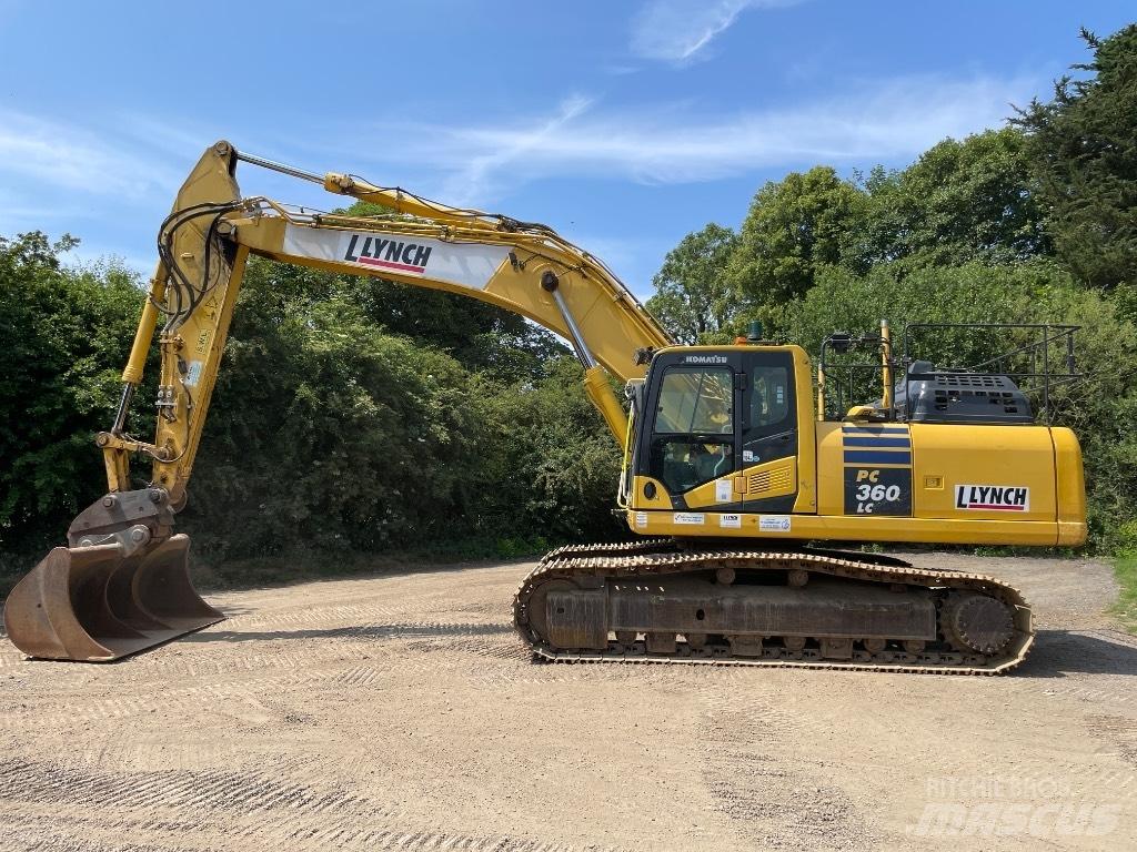 Komatsu PC 360 LC-11 حفارات زحافة