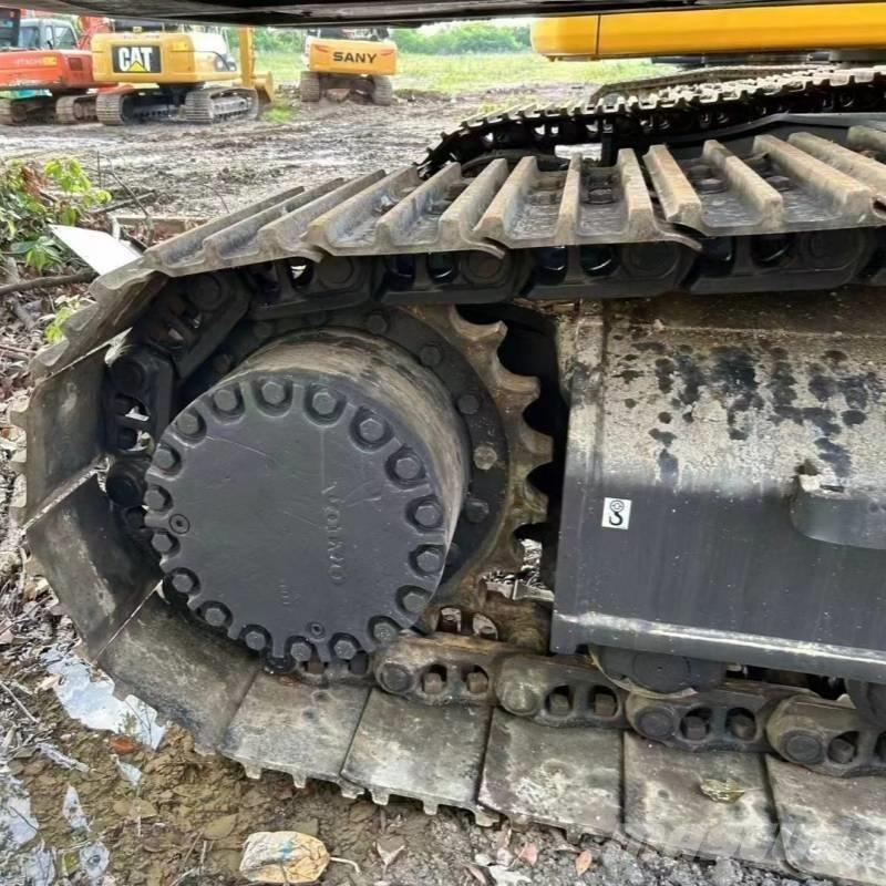 Volvo EC 300 حفارات زحافة