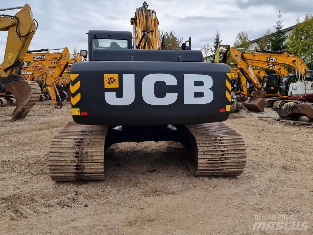 JCB JS 220 LC حفارات زحافة