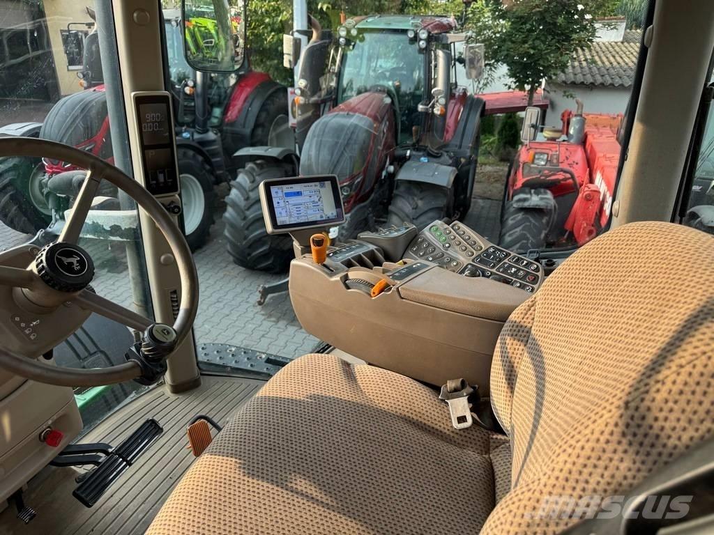 John Deere 7230R الجرارات
