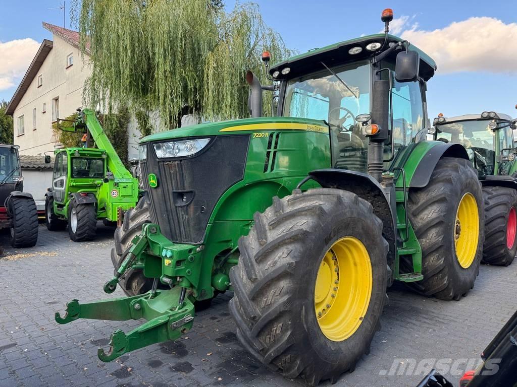 John Deere 7230R الجرارات