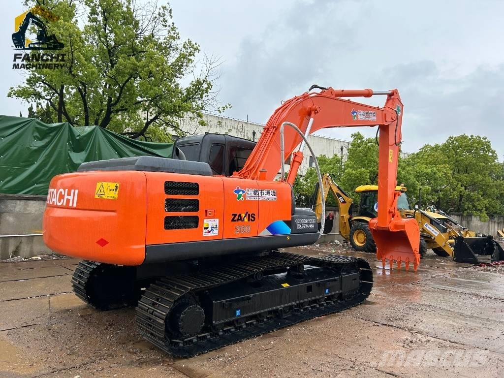Hitachi ZX200 حفارات وسط 7 طن - 12 طن