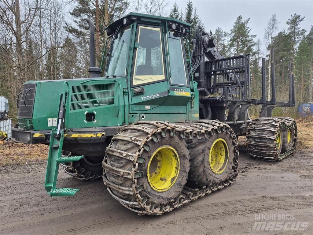 Timberjack 1110D شاحنات