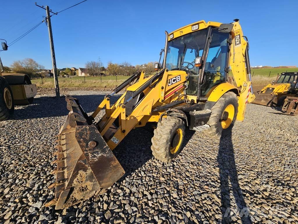 JCB 3CX لوادر ذات جرافات عكسية