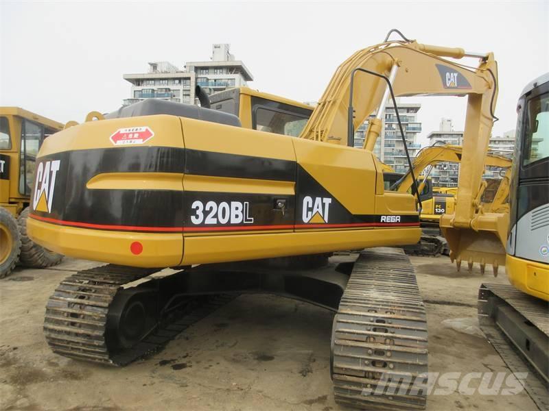 CAT 320 BL حفارات زحافة