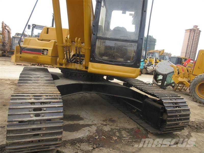 CAT 320 BL حفارات زحافة