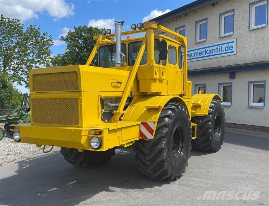 Kirovets K 701 V12 الجرارات