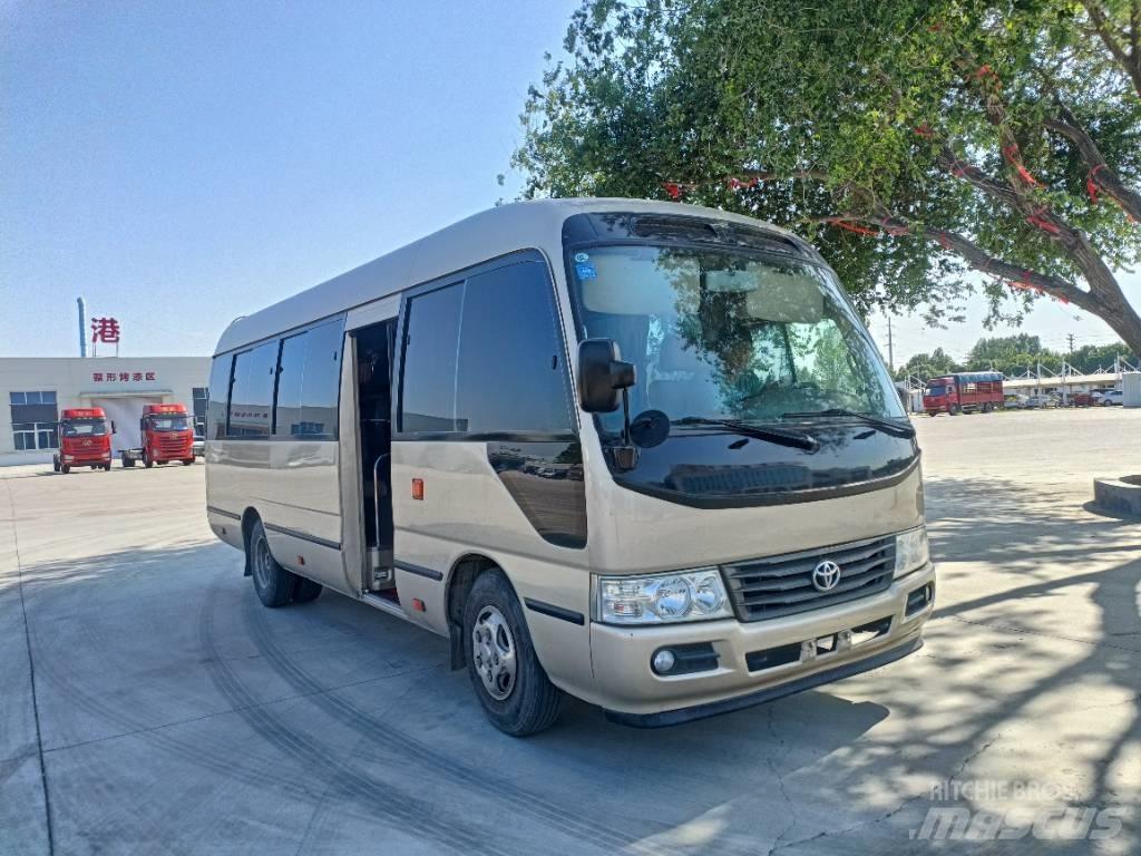 Toyota Coaster Bus حافلة صغيرة