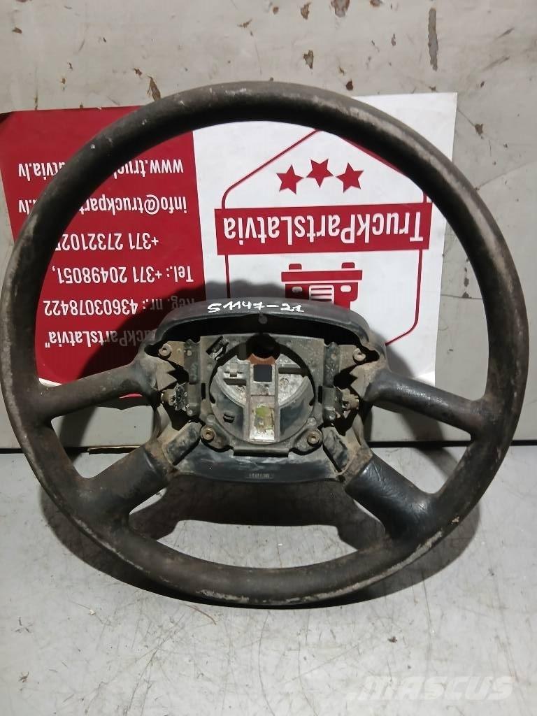 Scania 124   1411436 كابينة والداخلية