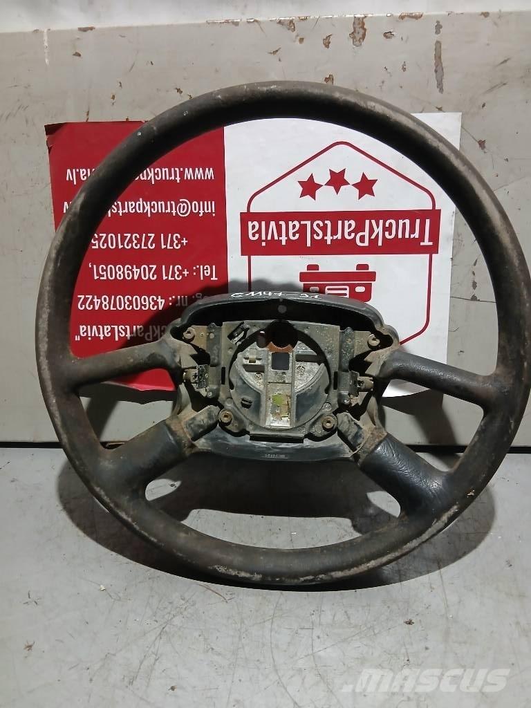 Scania 124   1411436 كابينة والداخلية