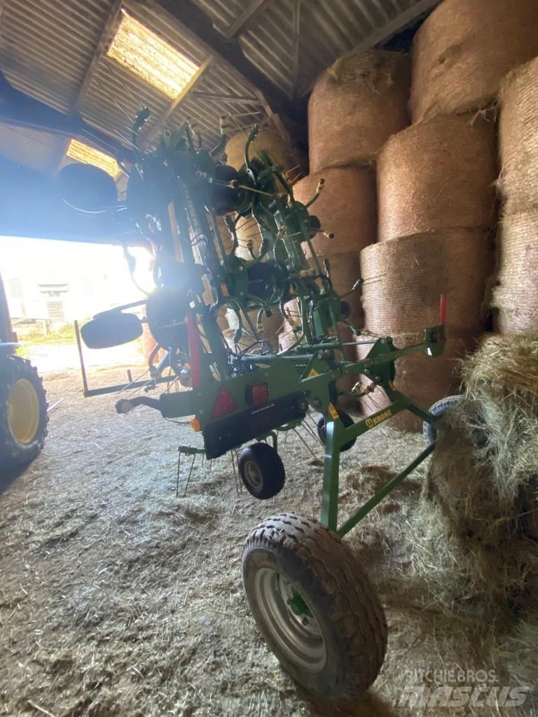 Krone KWT11.22/10 مكابس وميبسات التبن