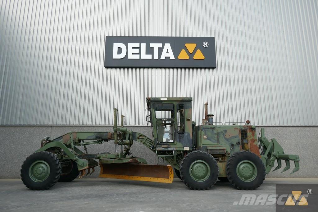 CAT 130G Ex-army معدات تمهيد الطرق