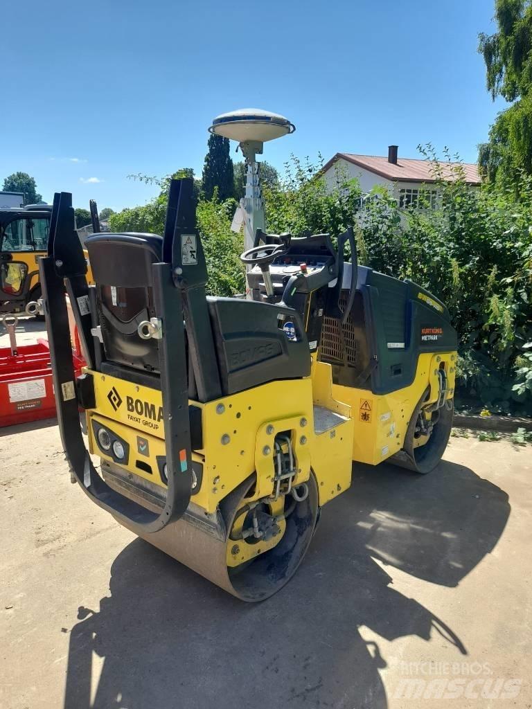 Bomag BW 80 AD-5 مداحل ثنائية الاسطوانة